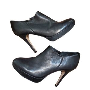 Vince Camuto Elvin Black High Heel Booties Size 8 M Black Leather Platform Heels
